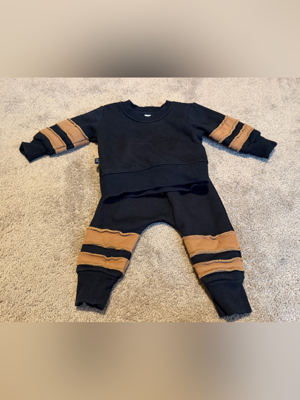 Olive + Scout Baby Boy's Long Sleeve Outfit Sweatshirt Pants 6-12m Black Brown